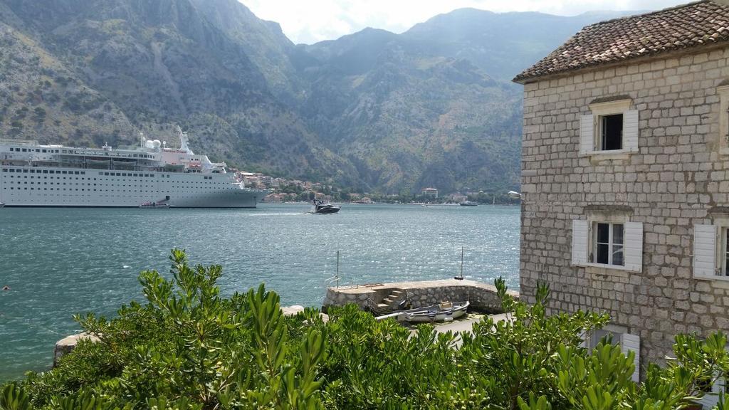 Seven Hills Duplex Eco-Cottage Kotor Exteriér fotografie